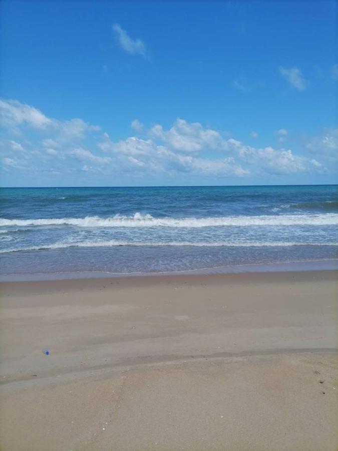 Baanmontra Beach Resort - Bankrut Ngoại thất bức ảnh
