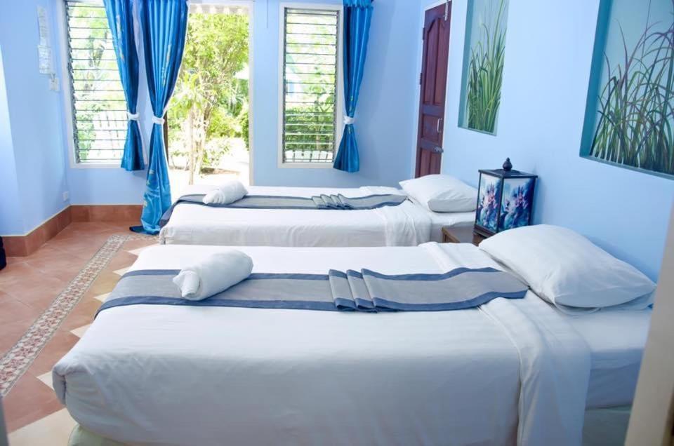 Baanmontra Beach Resort - Bankrut Ngoại thất bức ảnh