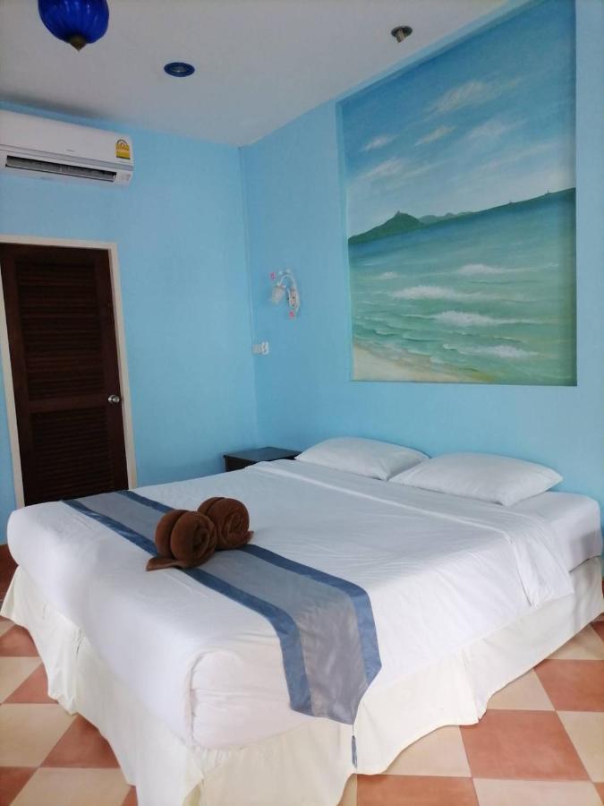 Baanmontra Beach Resort - Bankrut Ngoại thất bức ảnh