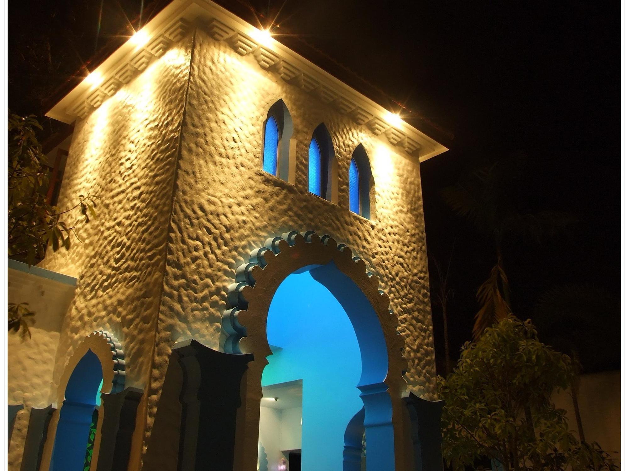 Baanmontra Beach Resort - Bankrut Ngoại thất bức ảnh